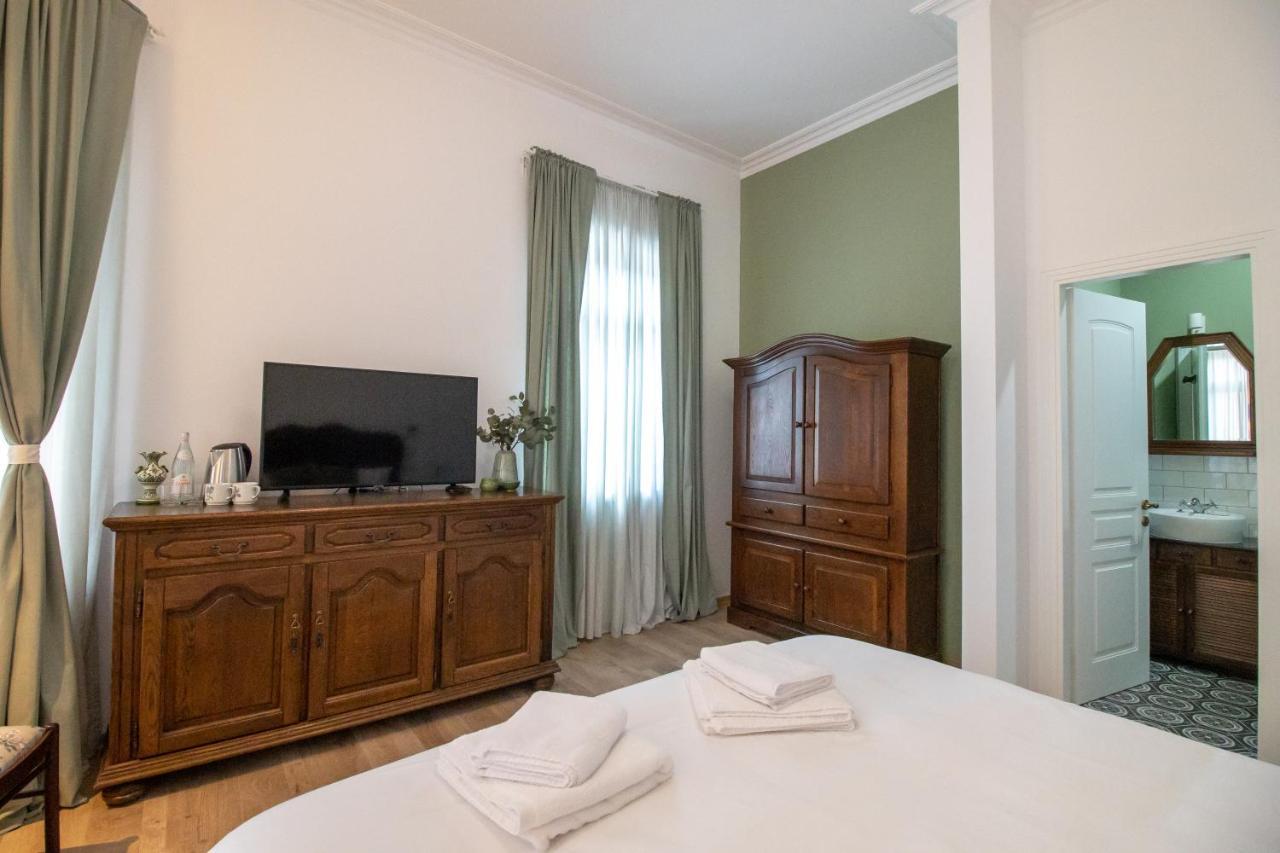 Seven Cafe & Hotel Pogradaş Dış mekan fotoğraf