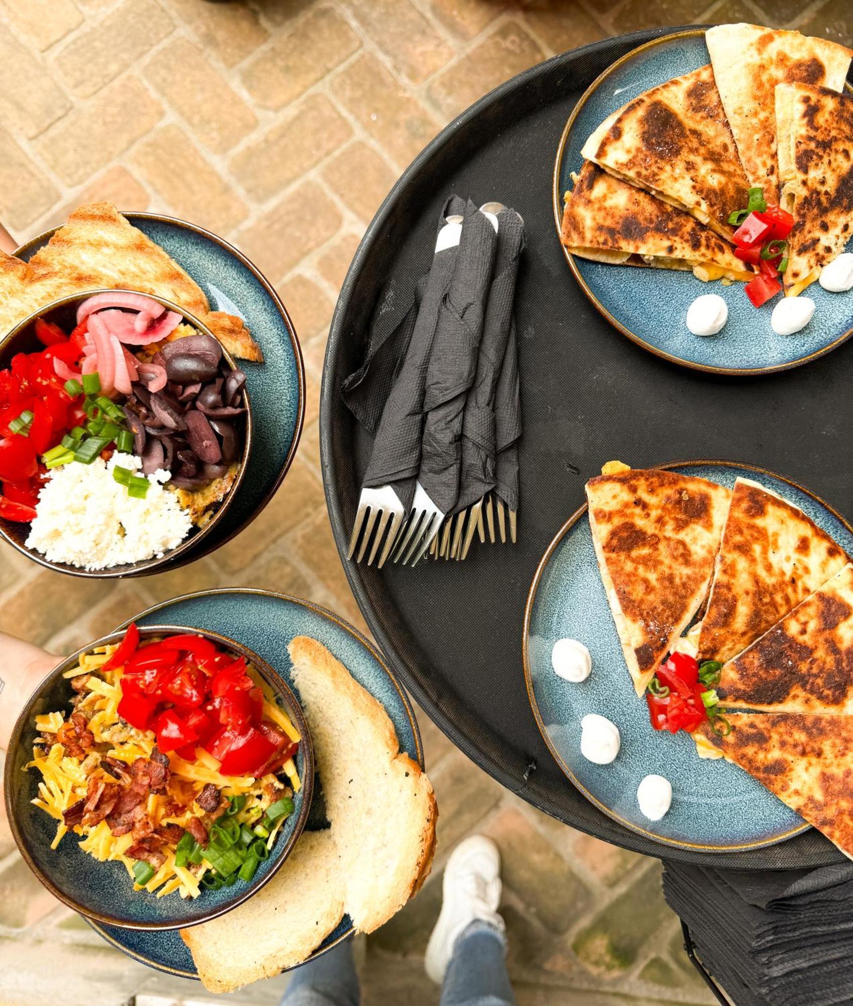 Seven Cafe & Hotel Pogradaş Dış mekan fotoğraf