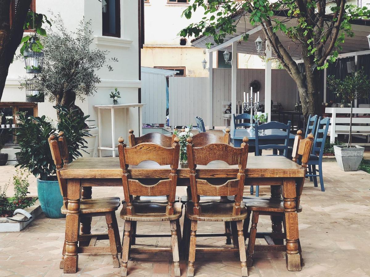Seven Cafe & Hotel Pogradaş Dış mekan fotoğraf