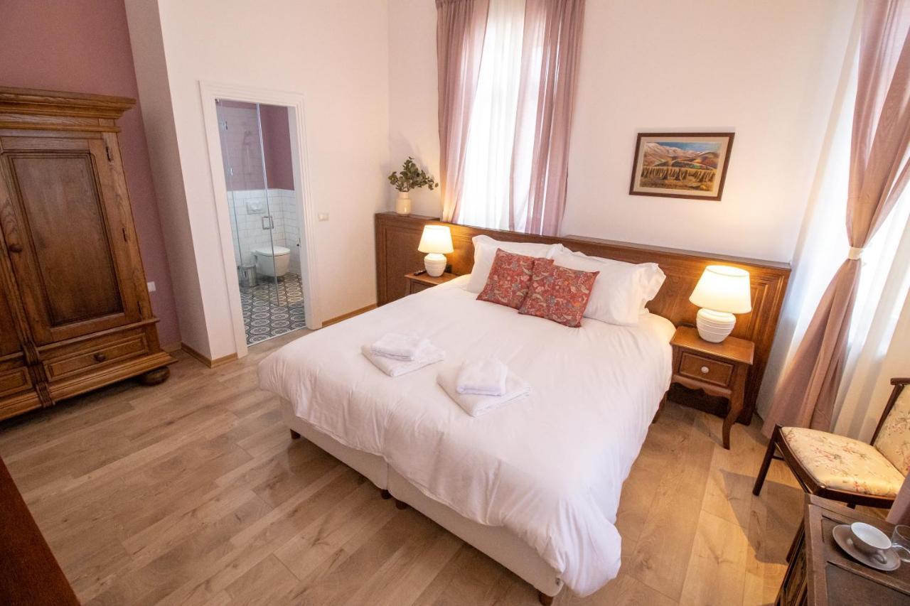 Seven Cafe & Hotel Pogradaş Dış mekan fotoğraf