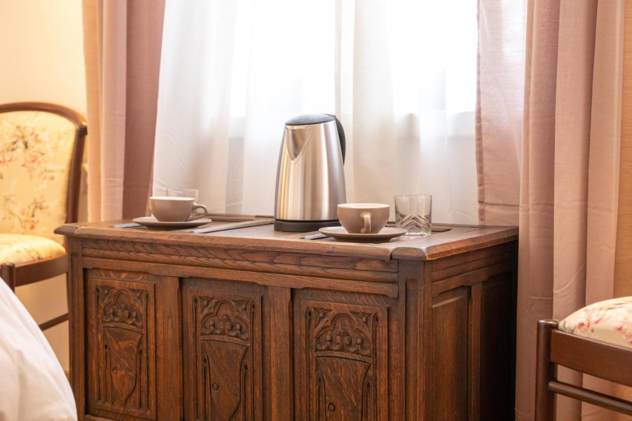 Seven Cafe & Hotel Pogradaş Dış mekan fotoğraf