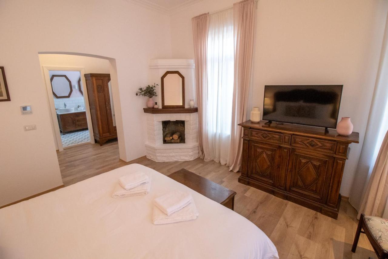 Seven Cafe & Hotel Pogradaş Dış mekan fotoğraf