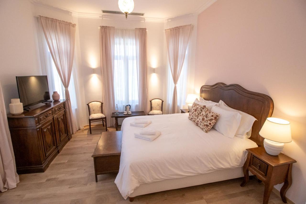 Seven Cafe & Hotel Pogradaş Dış mekan fotoğraf